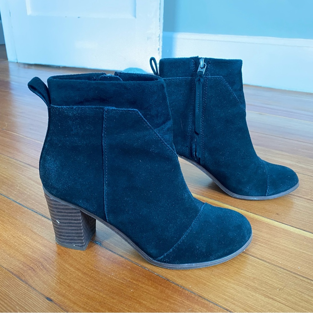 Toms Black Ankle Booties with Stacked Heel